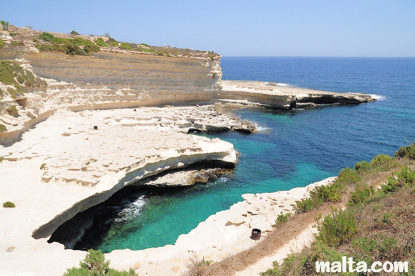 St Peter’s Pool is another attraction to buying a property in South of Malta