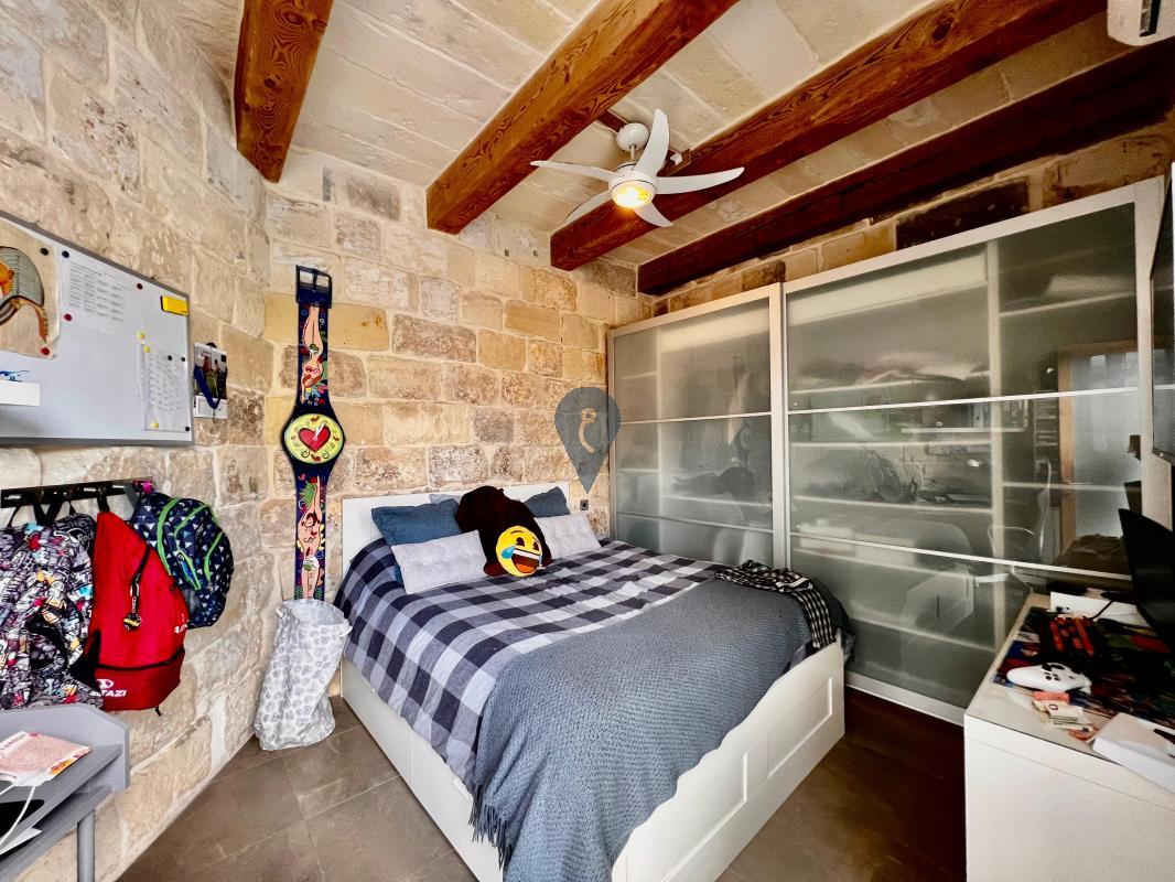 Property in Zejtun - Image 5