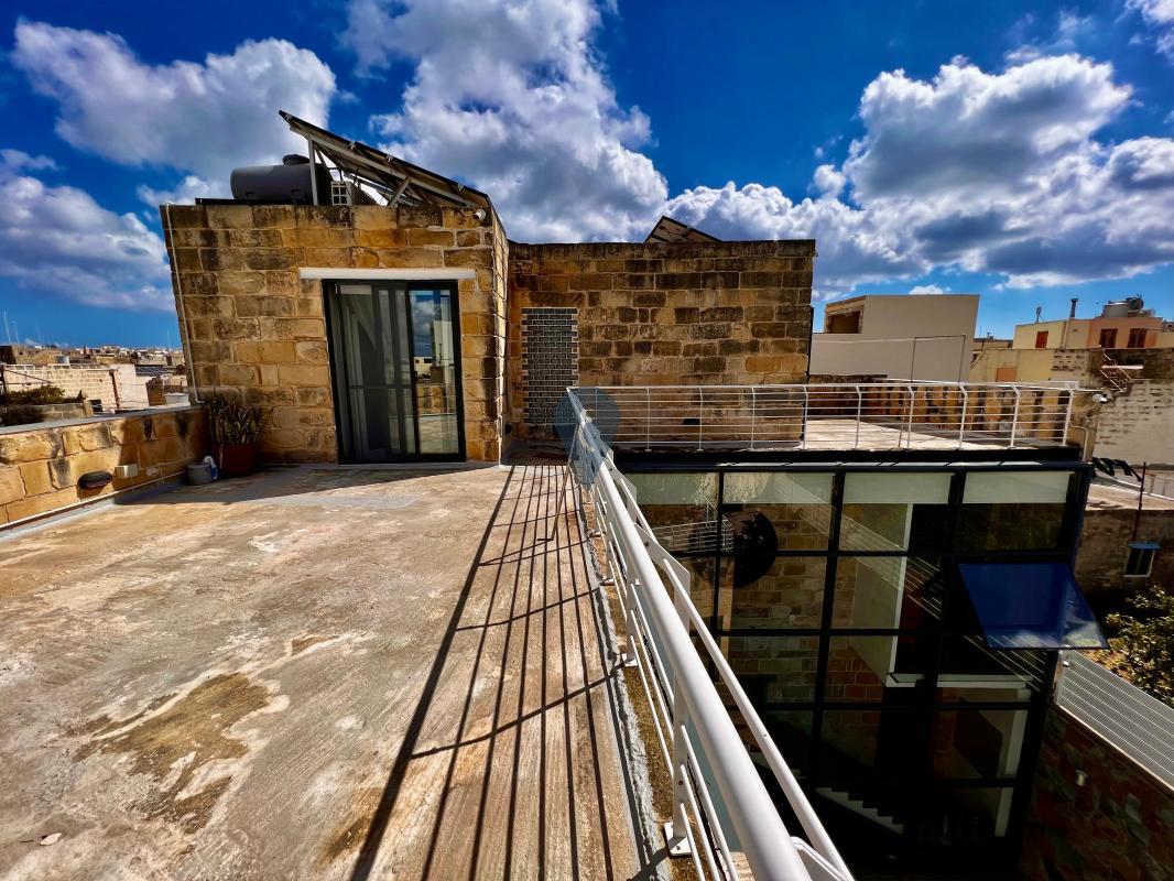 Property in Zejtun - Image 10