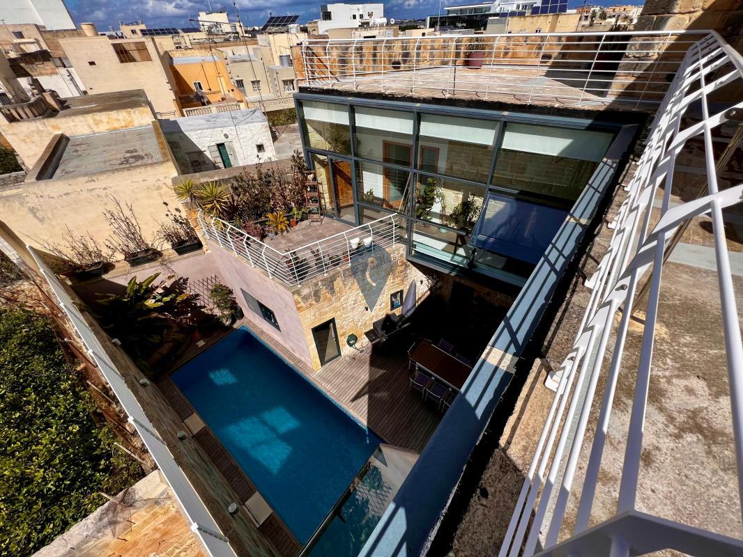 Property in Zejtun - Image 11