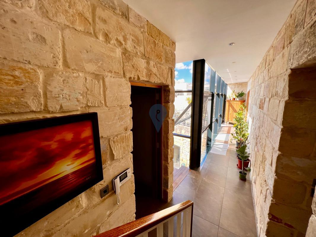 Property in Zejtun - Image 18