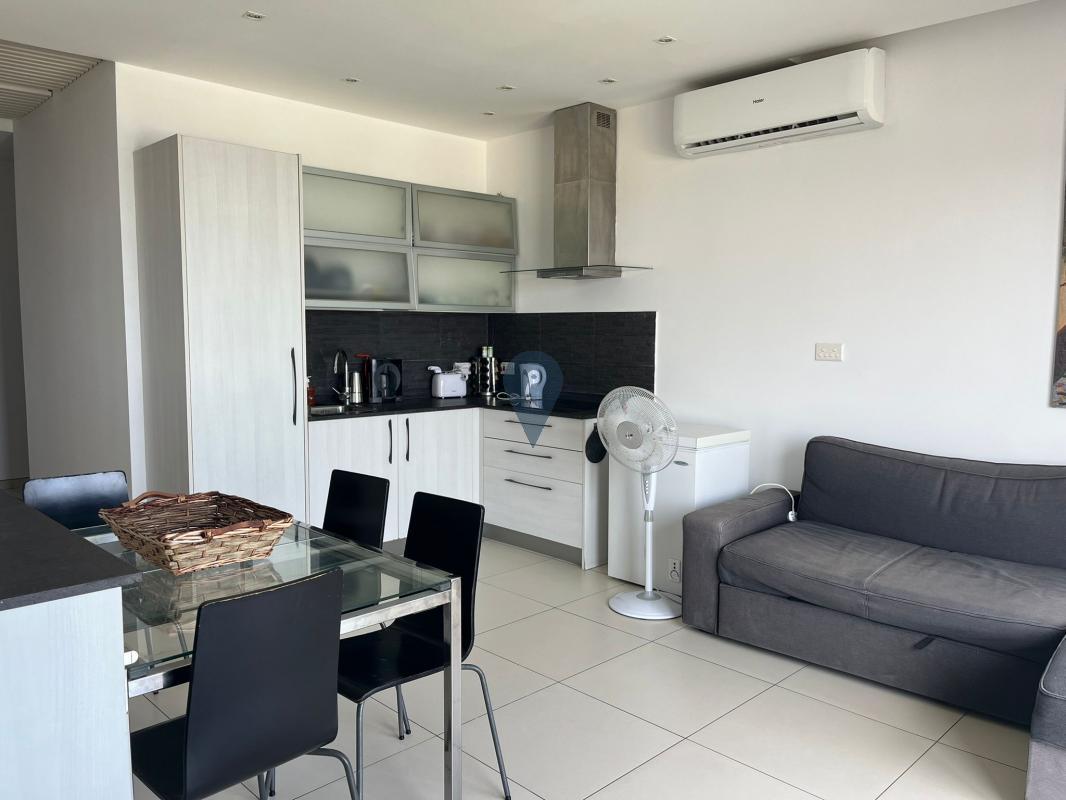 Apartment in Bugibba - REF 82179