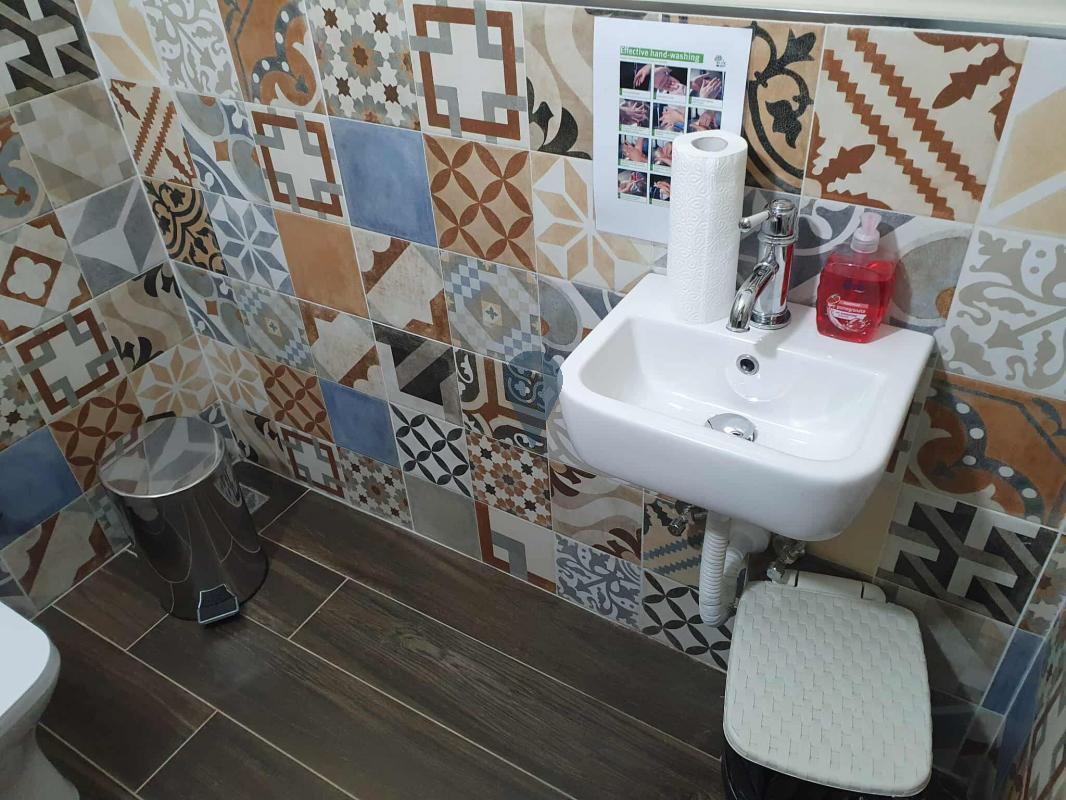 Retail / Shops / Clinics in Swieqi - REF 83314