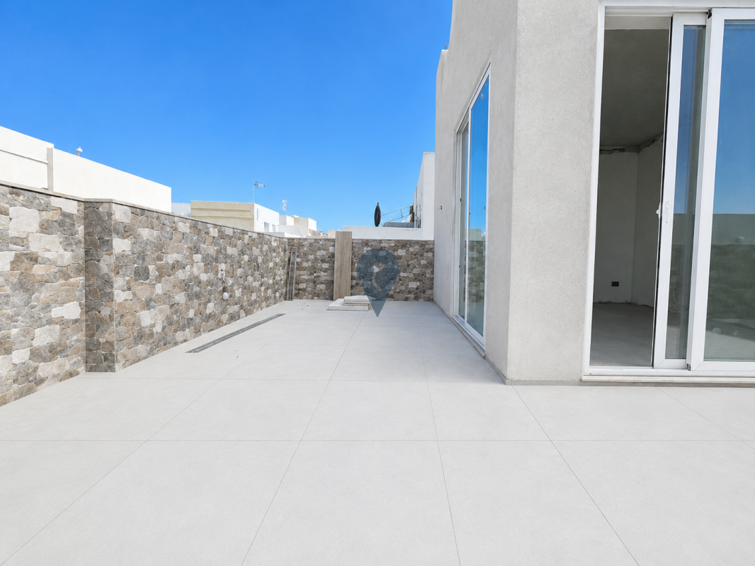 Duplex Penthouse in San Gwann - REF 83329