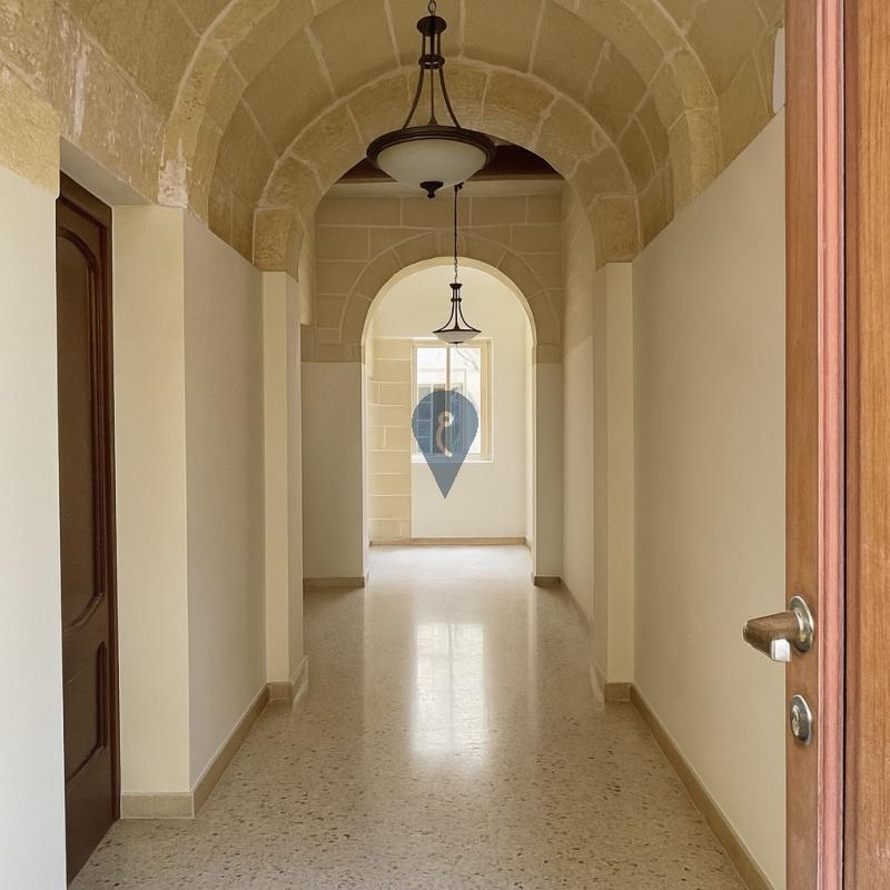 Townhouses in Zejtun - REF 83540