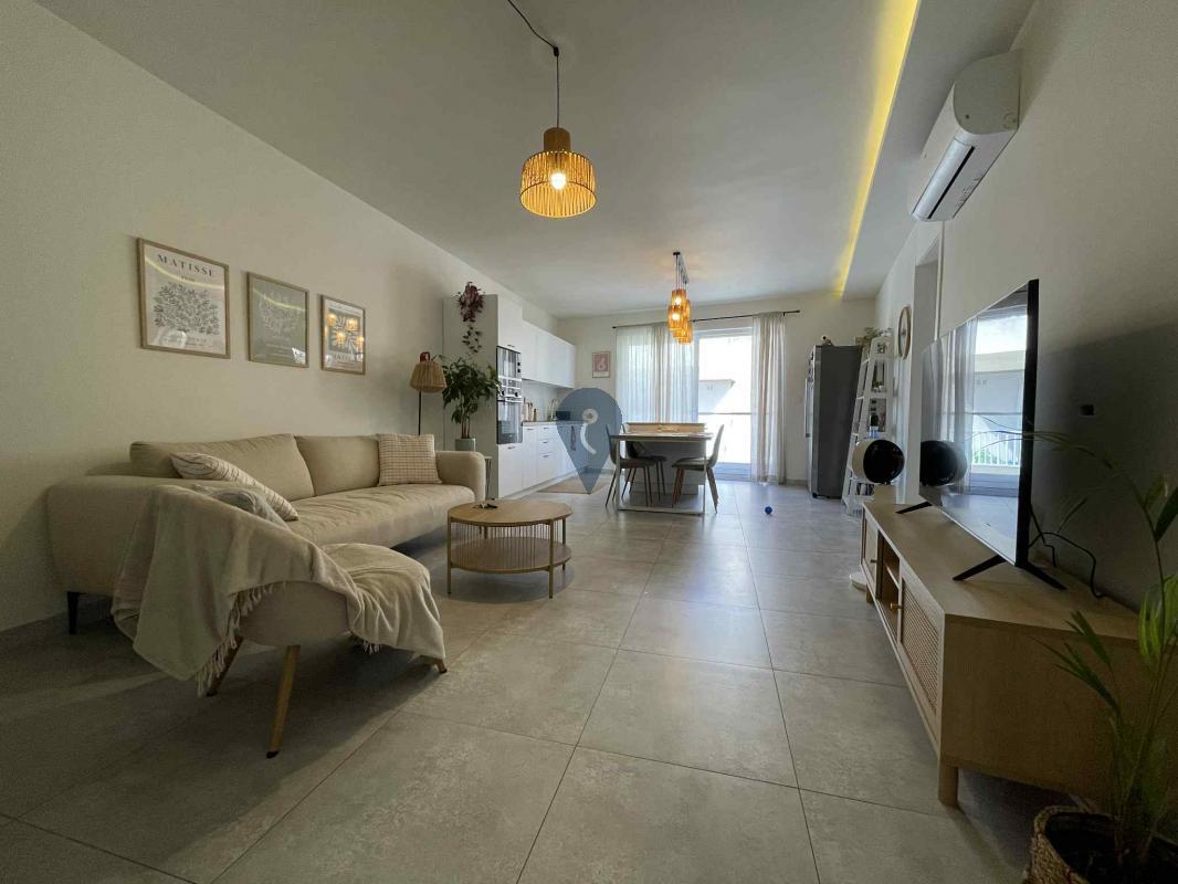 Apartment in Gzira - REF 83740