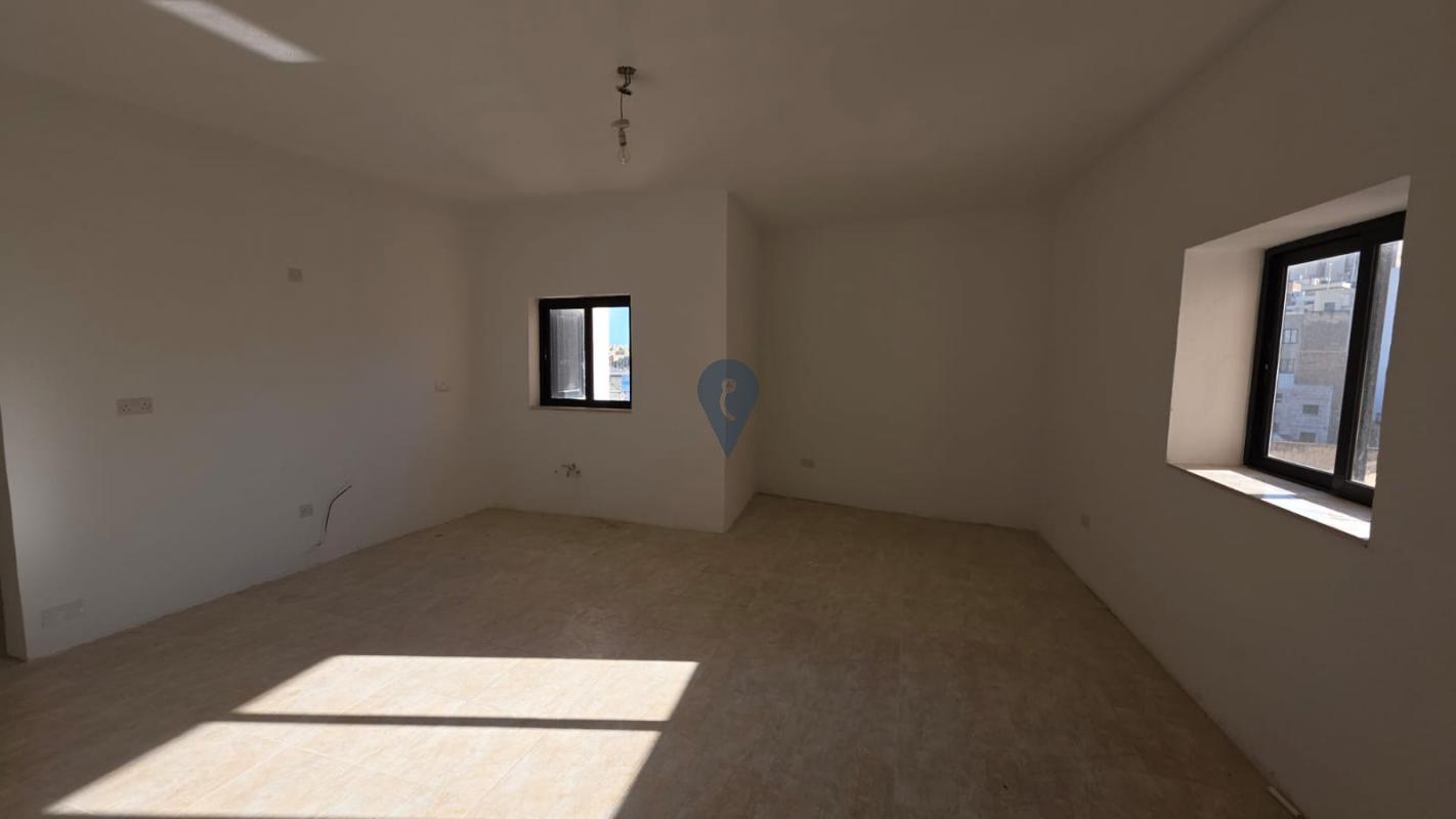 Apartment in Bormla - REF 83796
