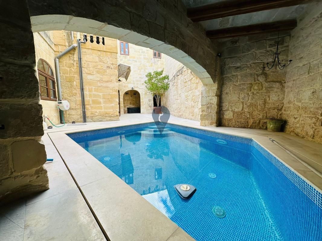 House of Character in Attard - REF 84004