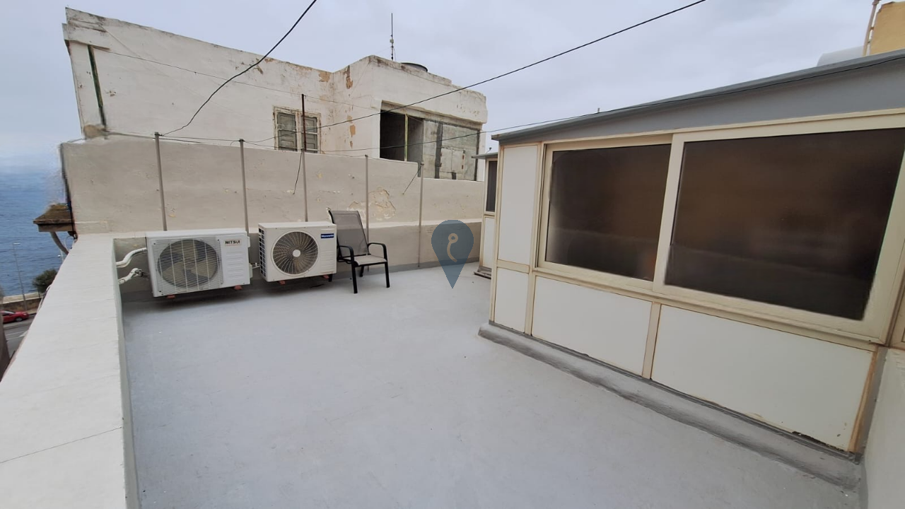 Townhouses in Valletta - REF 84366