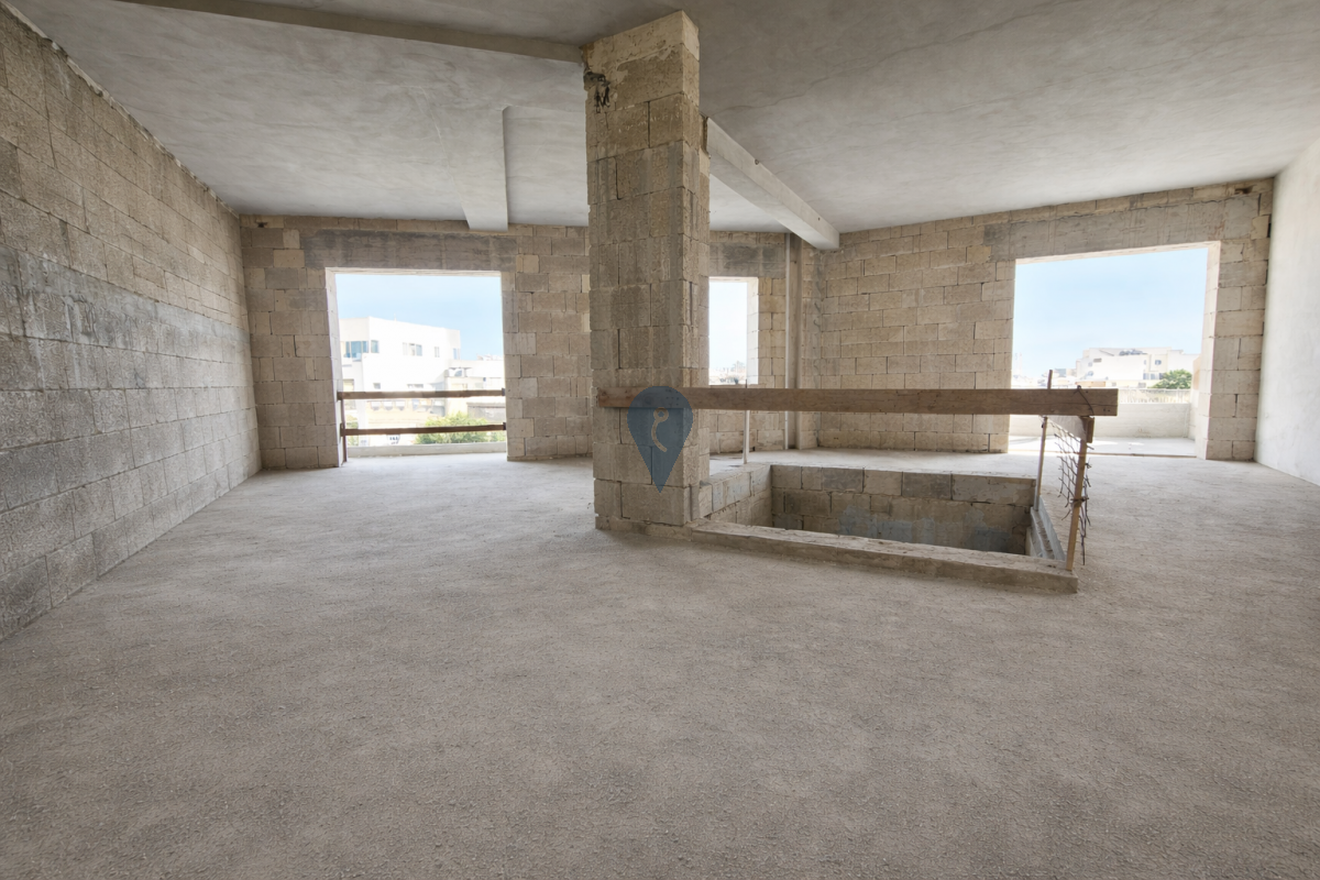 Townhouses in Mosta - REF 84484