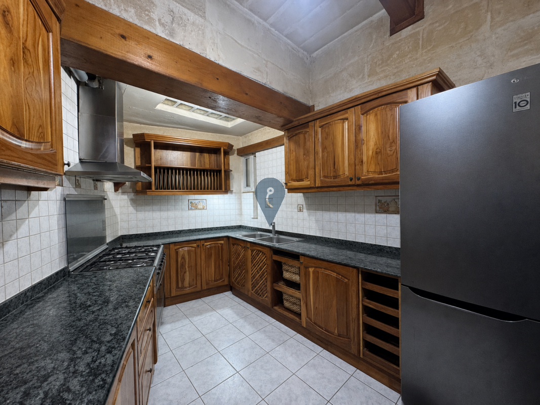 Townhouses in Birgu - REF 85370