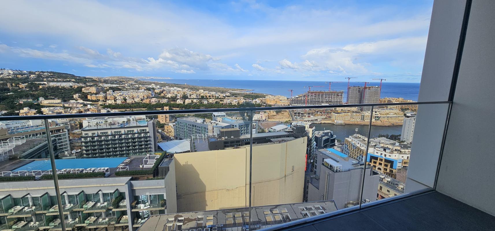 Apartment in St. Julians - REF 85374