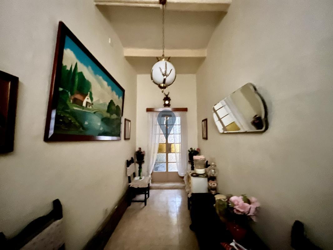 Townhouse in Bormla (Cospicua) - photo 3 of 20