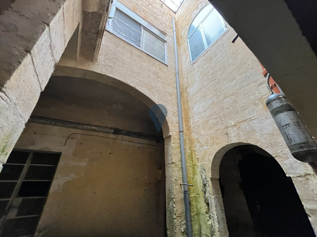 Townhouse in Bormla (Cospicua) - photo 2 of 20