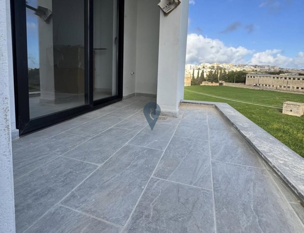 Apartment in Mosta - REF 85863