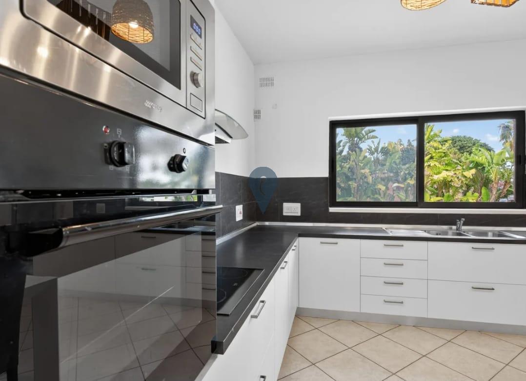 Property in Mellieha - Image 8
