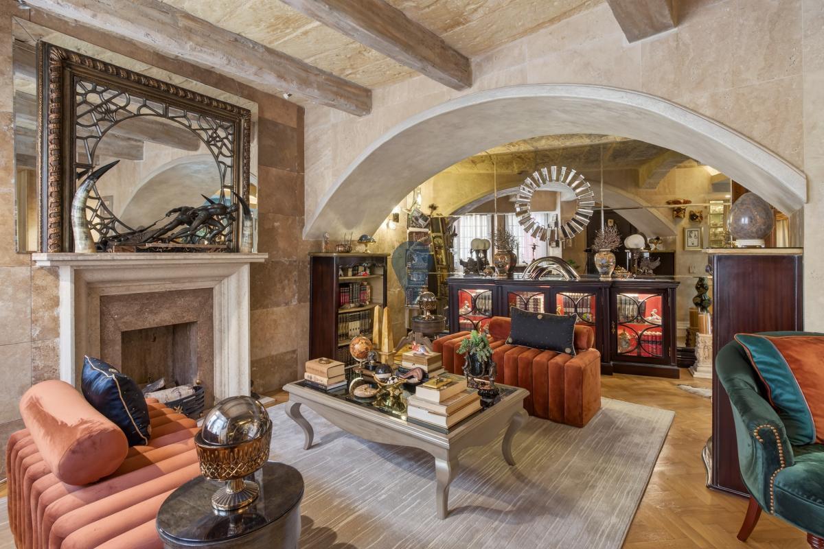 Property in Birkirkara - Image 2