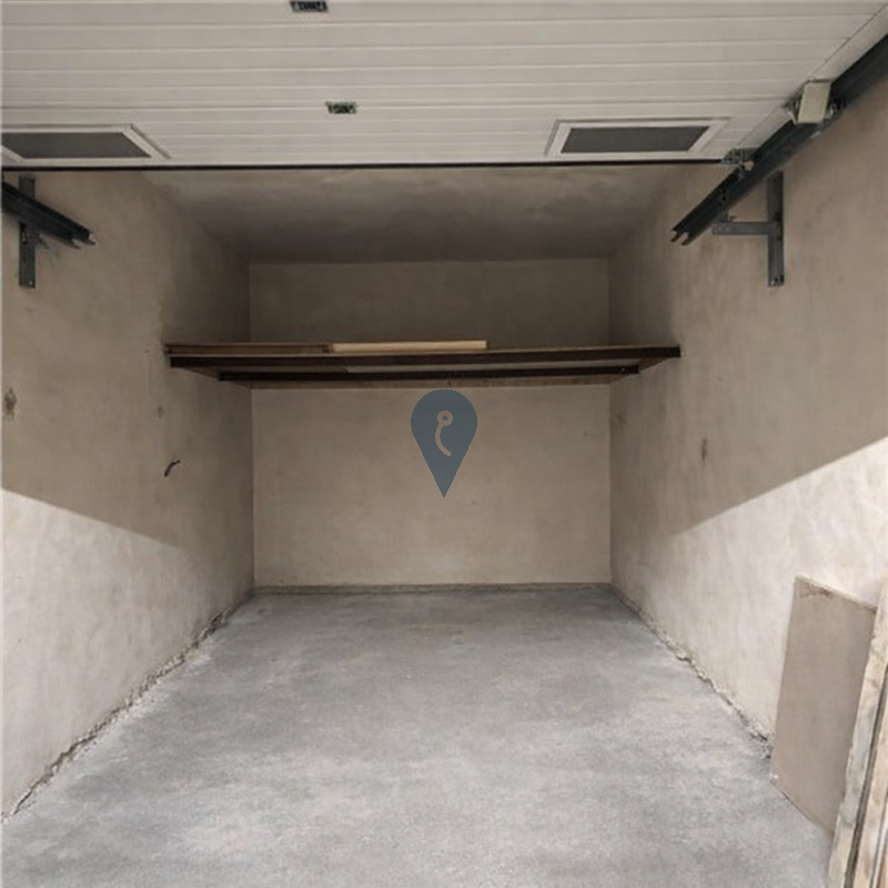 Garage/Parking Space in Attard - REF 87358