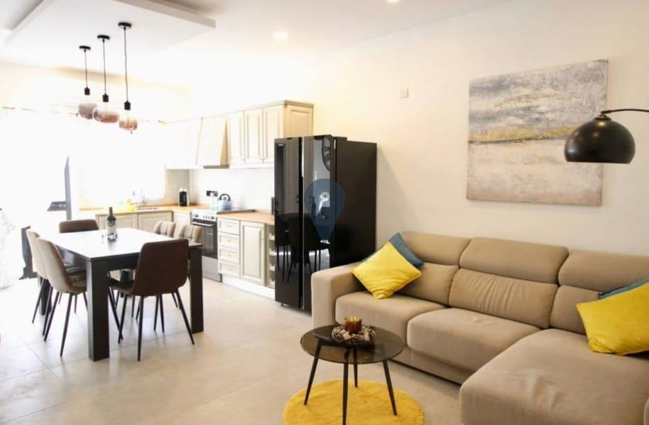 Apartment in Gzira - REF 87656