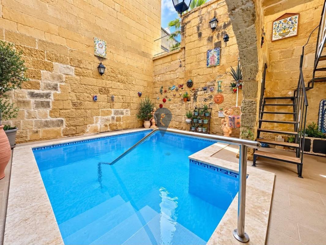 Farmhouses in Gozo - Gharb - REF 90997