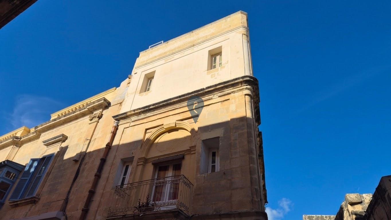 Townhouses in Zabbar - REF 91759