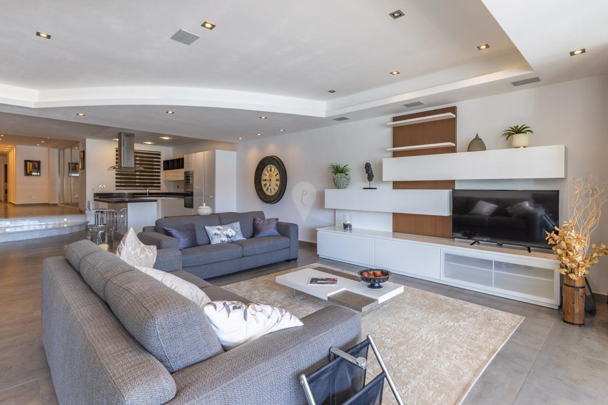 Property in Ta' Xbiex - Image 6