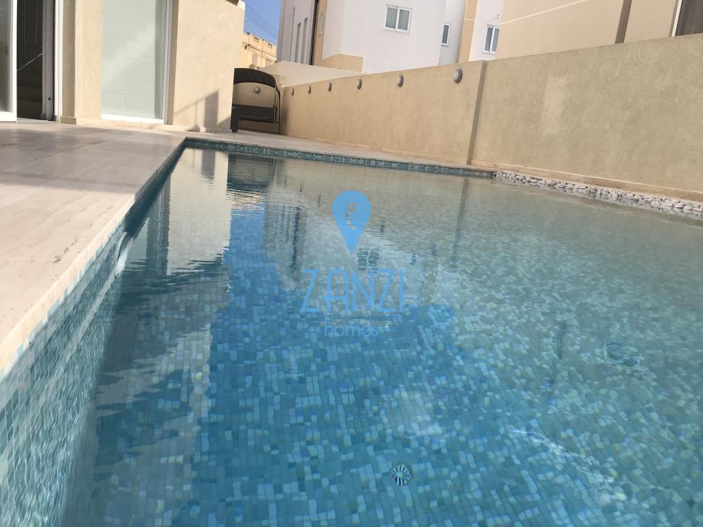 Detached Villa in Kappara - REF 33062