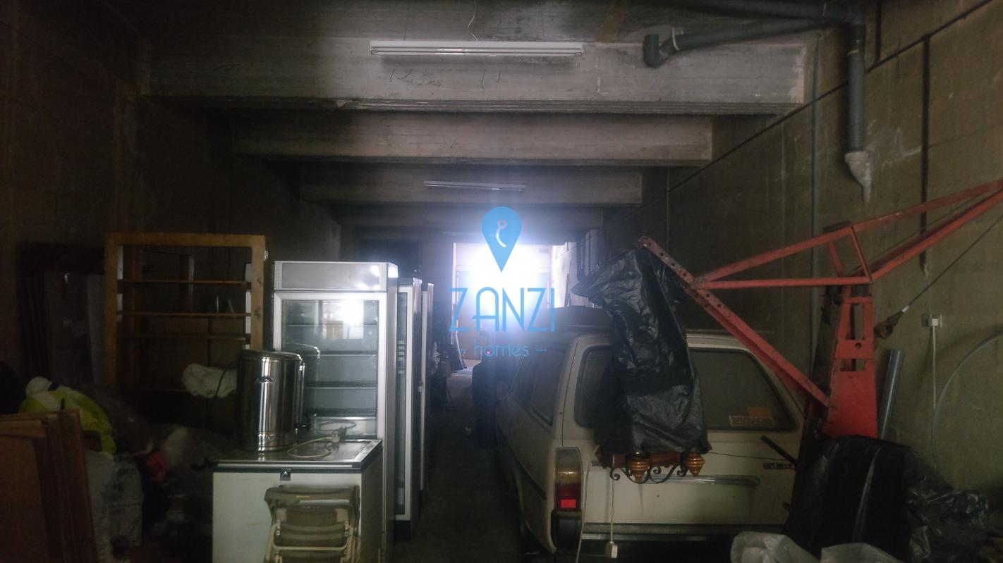 Garage/Parking Space in Qormi - REF 34604