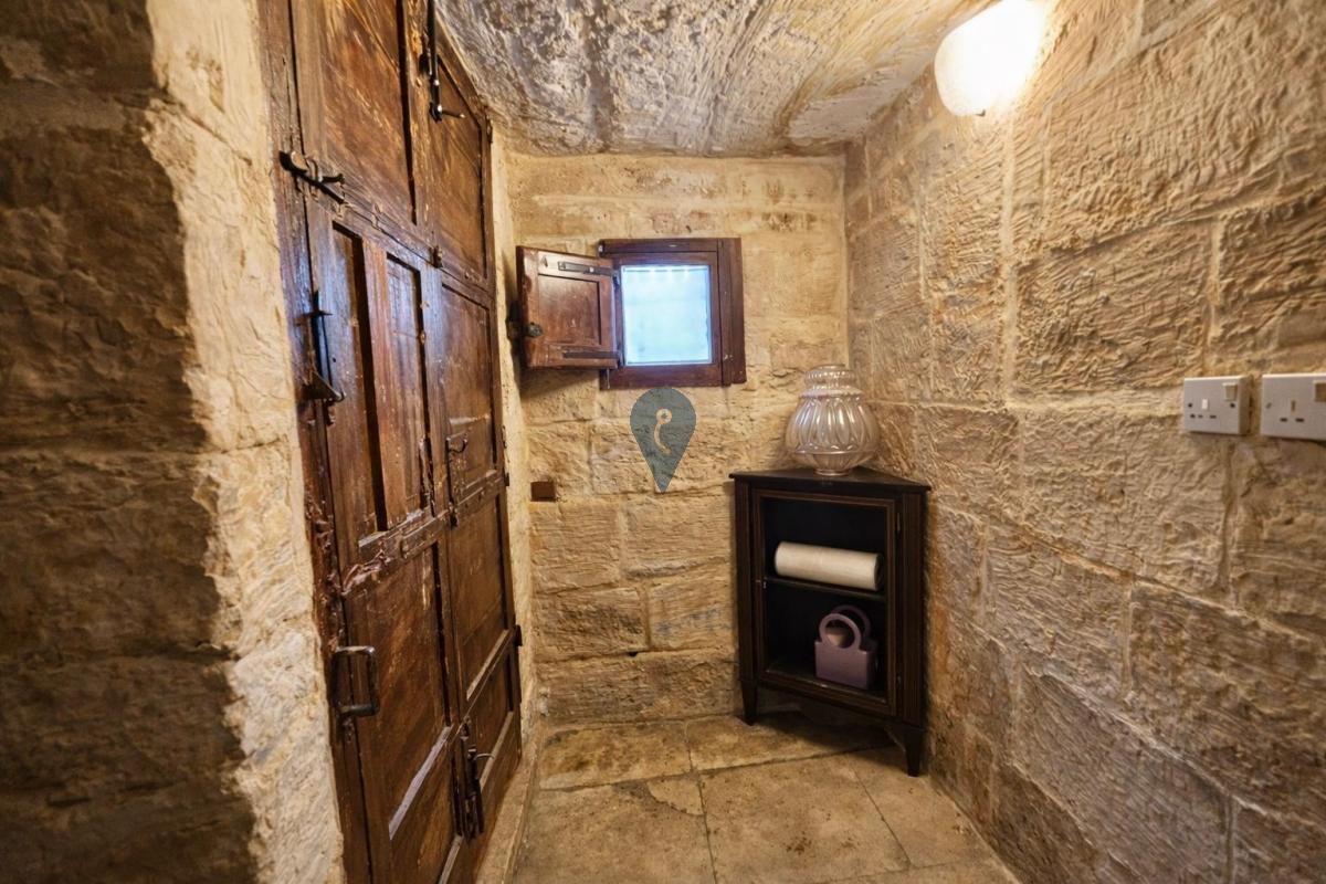 Property in Zejtun - Image 8