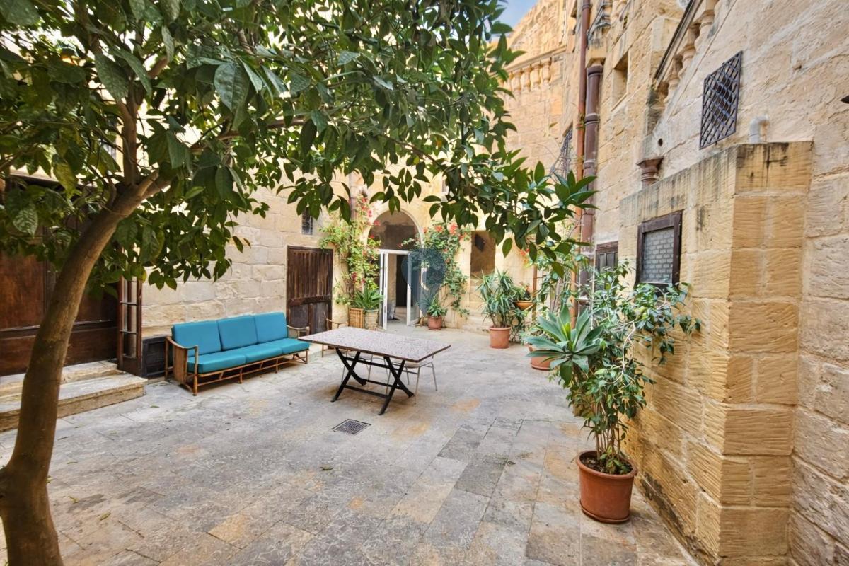 Property in Zejtun - Image 10