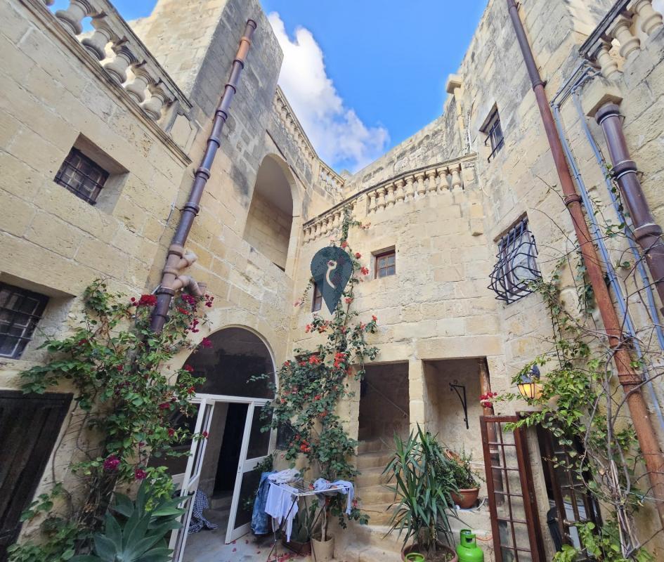 Property in Zejtun - Image 17