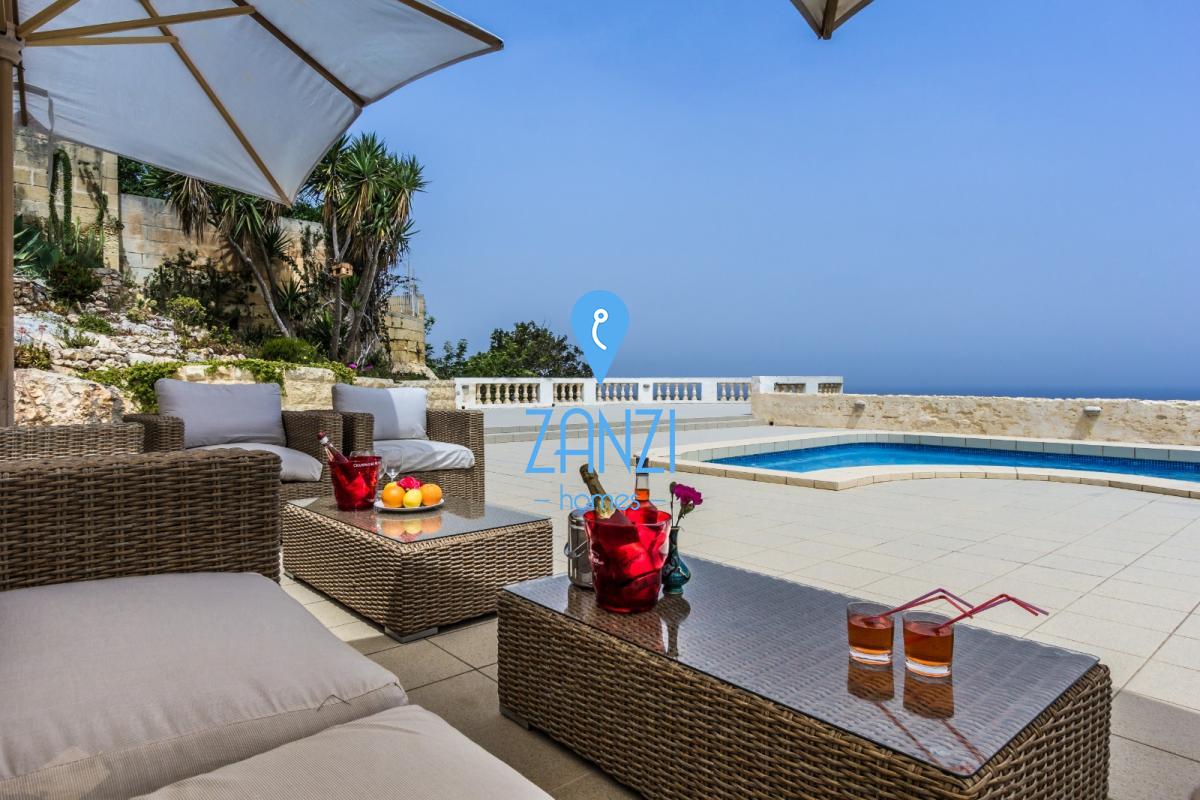 Detached Villa in Mellieha - REF 43486