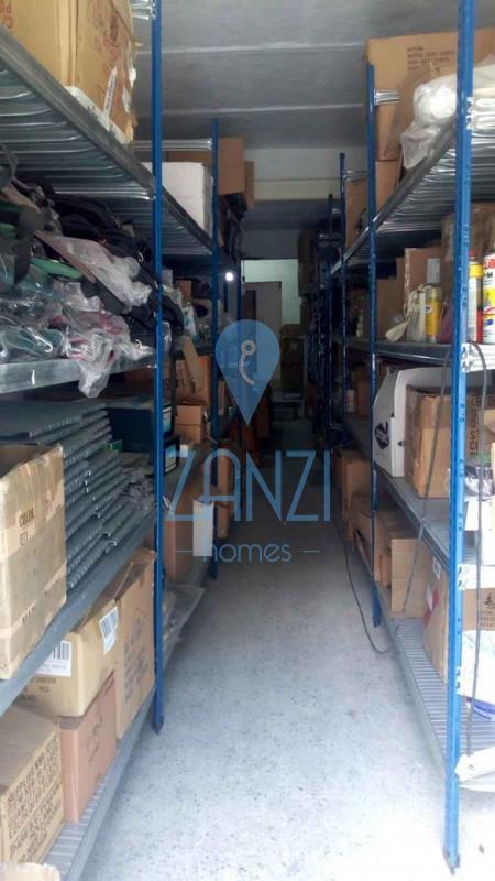 Retail / Shops / Clinics in Marsa - REF 48003
