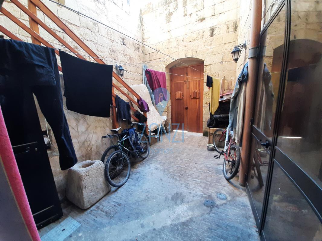 House of Character in Qormi - REF 48743