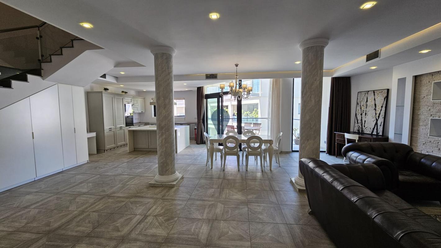 Property in St. Julians - Image 9
