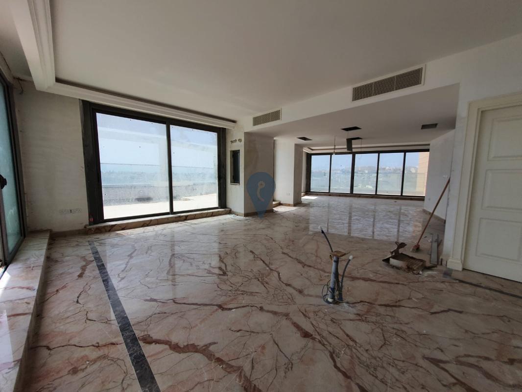 Property in St. Julians - Image 8