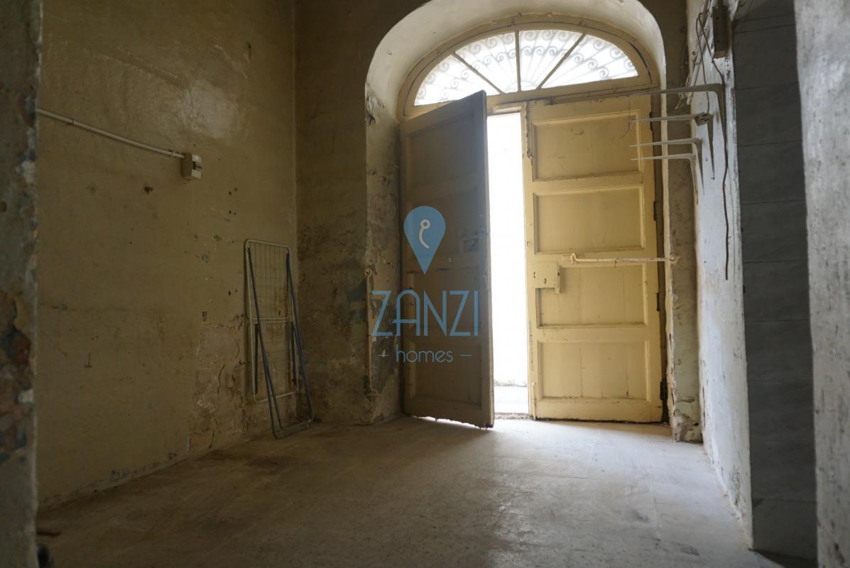 House of Character in Mosta - REF 52385