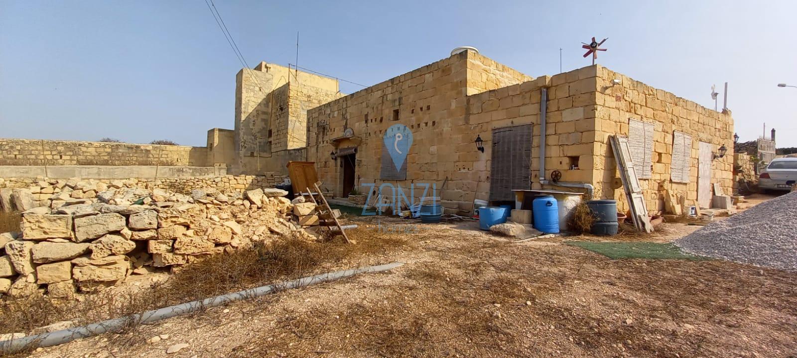 Farmhouses in Marsaskala - REF 53988