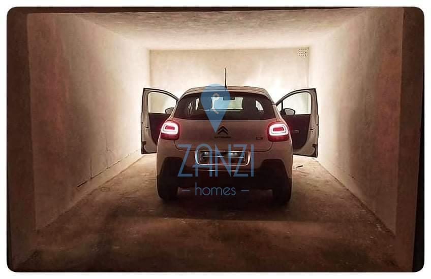 Garage/Parking Space in Qawra - REF 53992