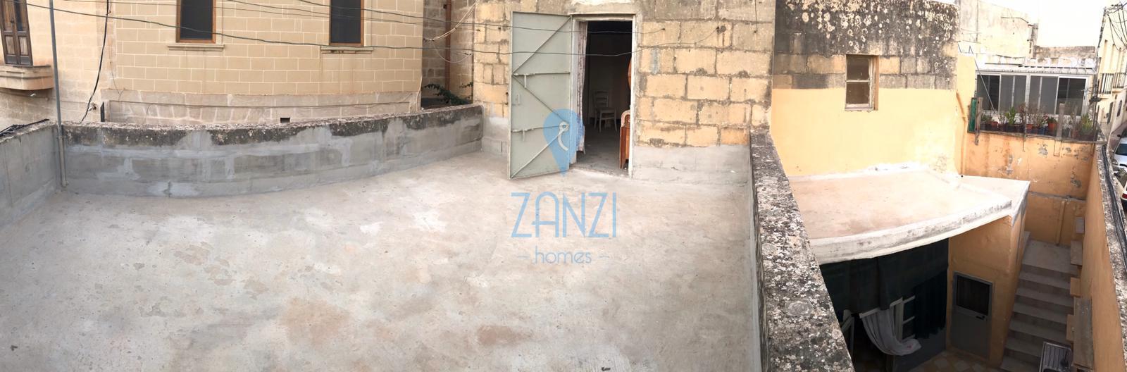 House of Character in Zejtun - REF 55102