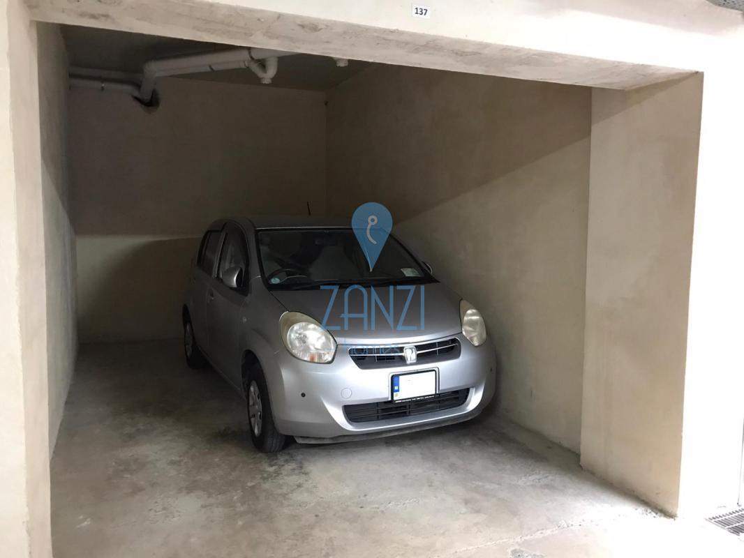 Garage/Parking Space in Zebbug - REF 55448