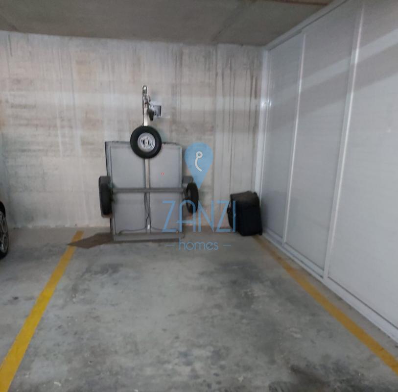 Garage/Parking Space in Sliema - REF 57203