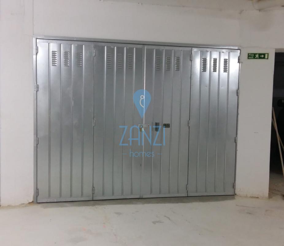 Garage/Parking Space in Qawra - REF 59422