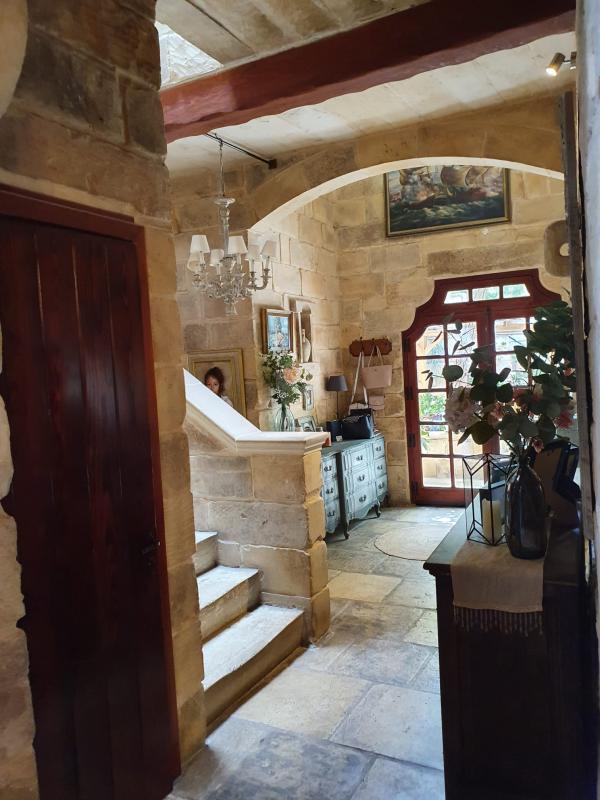 Property in Siggiewi - Image 11
