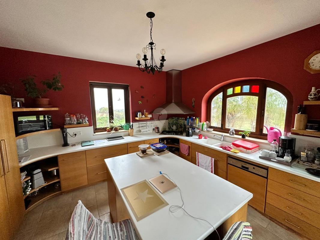 Property in Siggiewi - Image 3