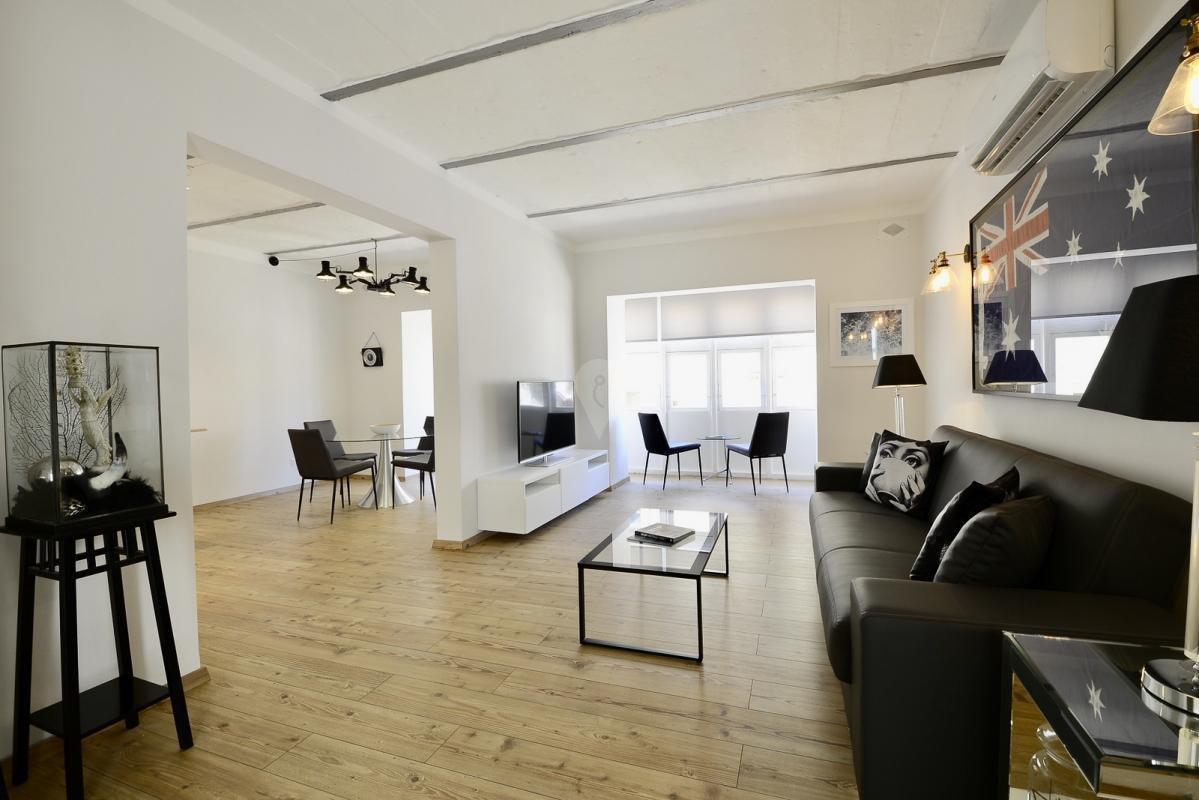Property in Valletta - Image 3