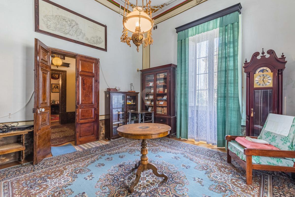 Property in Lija - Image 4