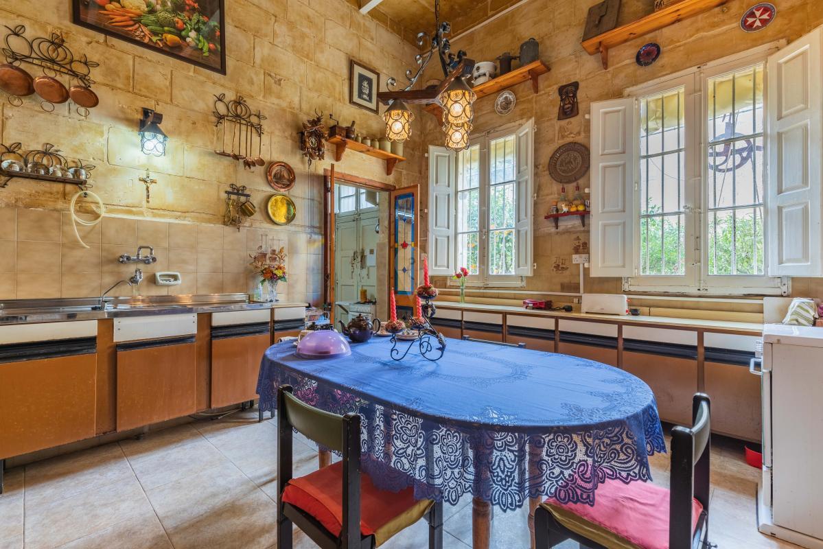 Property in Lija - Image 2