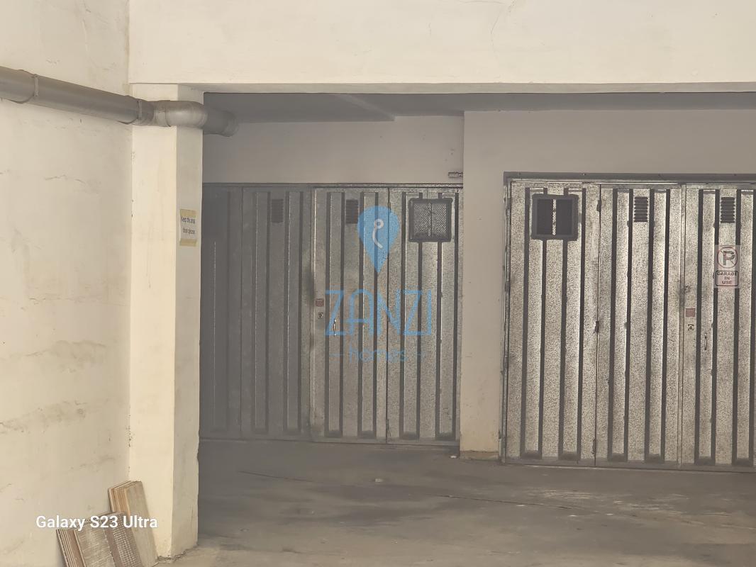 Garage/Parking Space in Xghajra - REF 67485