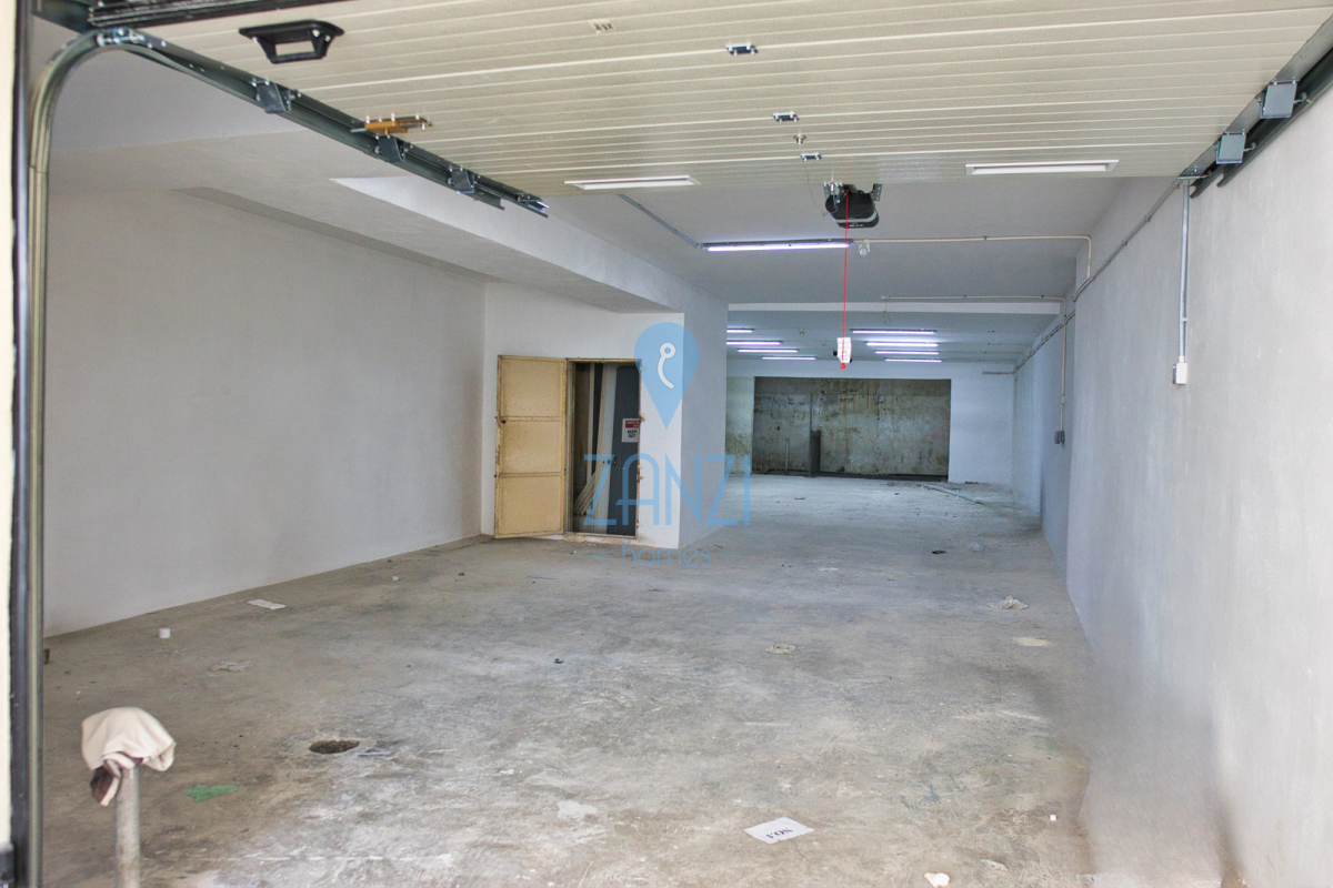 Garage/Parking Space in Gozo - Xewkija - REF 67572